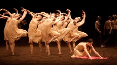 PINA BAUSCH 7