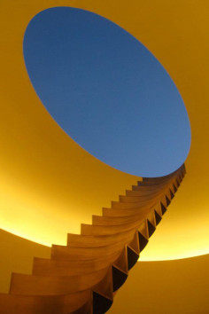 JAMES TURRELL-roden_crater 53