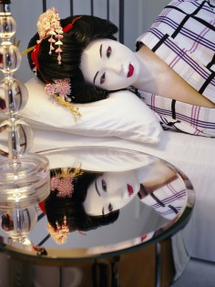 LAURIE SIMMONS 1